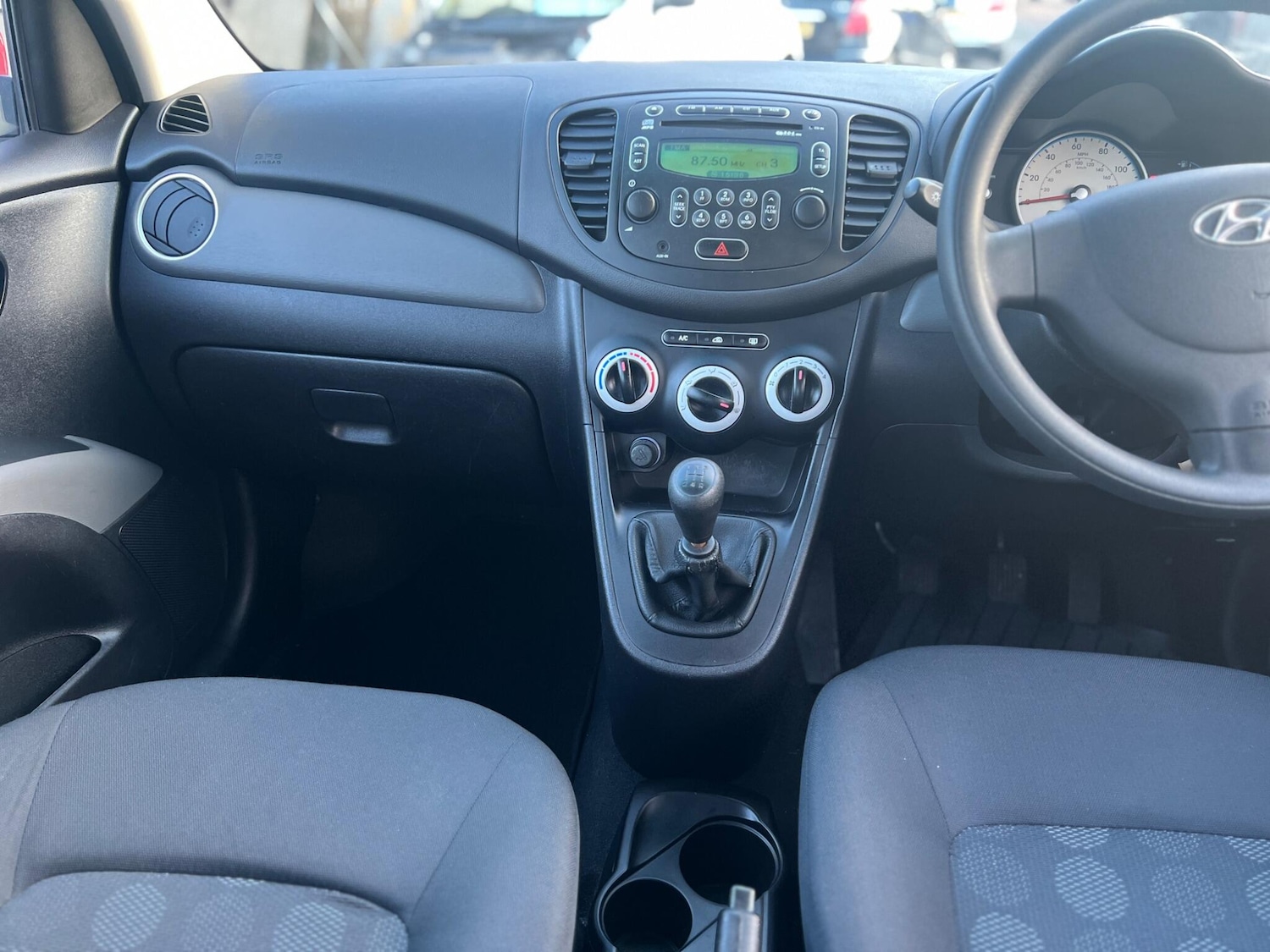 Used Hyundai i10 for sale - 77267874: Photo 23