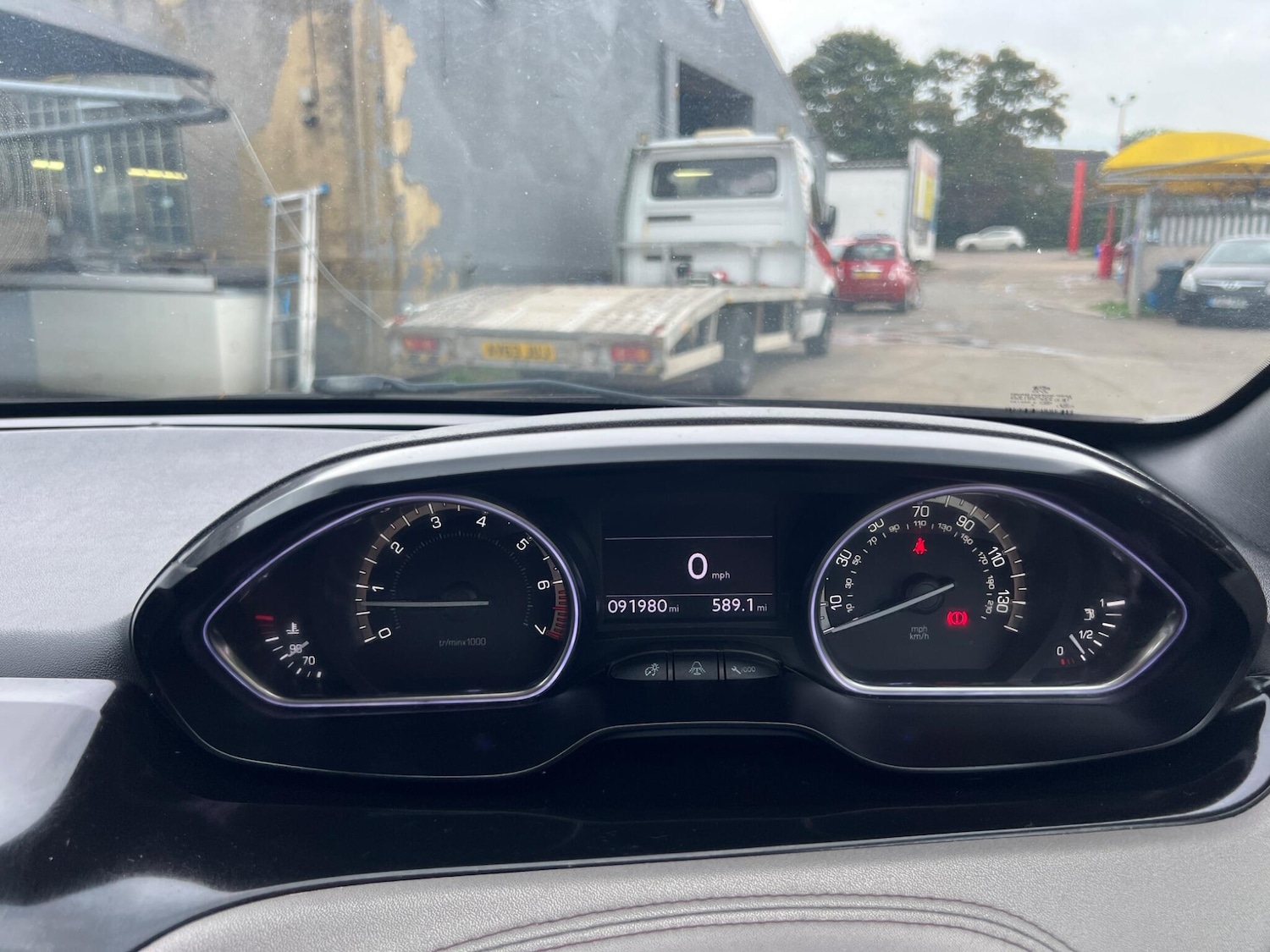 Used Peugeot 208 2013 for sale - 77768253: Photo 25