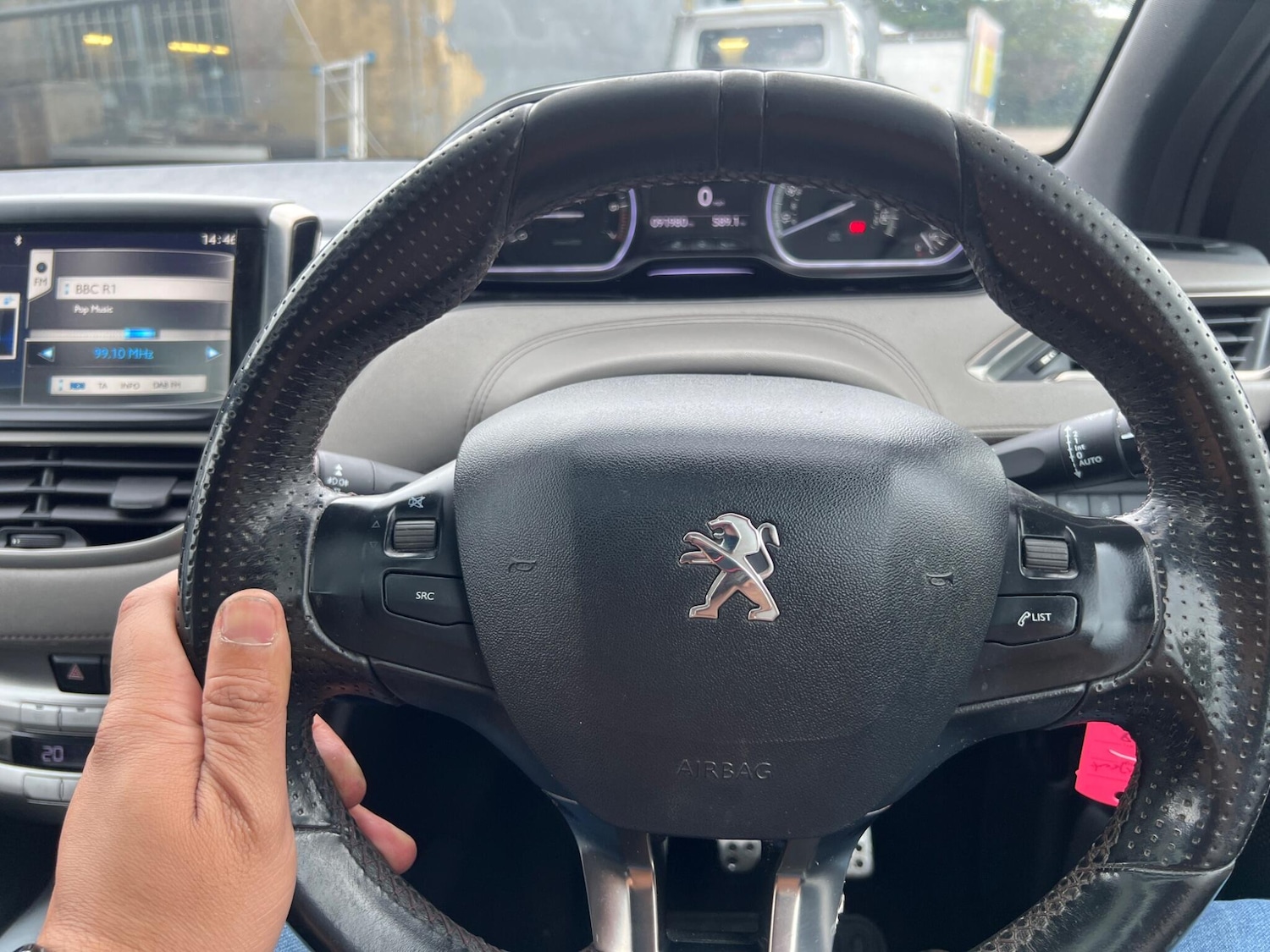 Used Peugeot 208 2013 for sale - 77768253: Photo 26