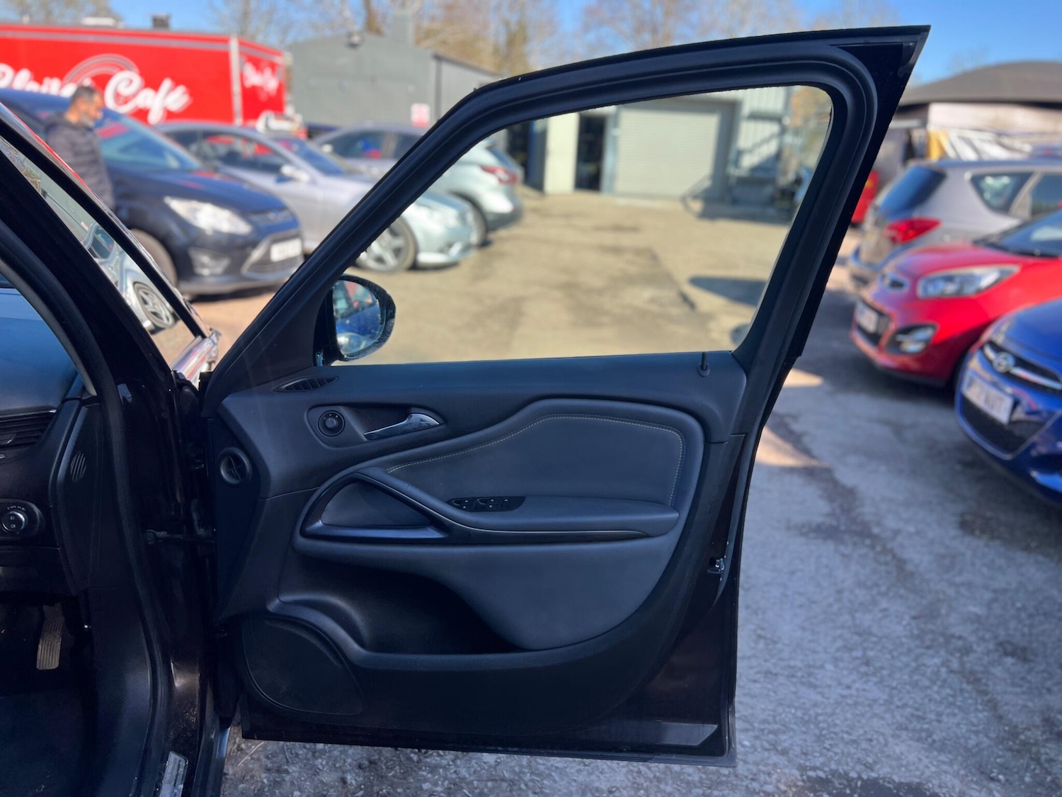 Used Vauxhall Zafira 2014 for sale - 77957492: Photo 11