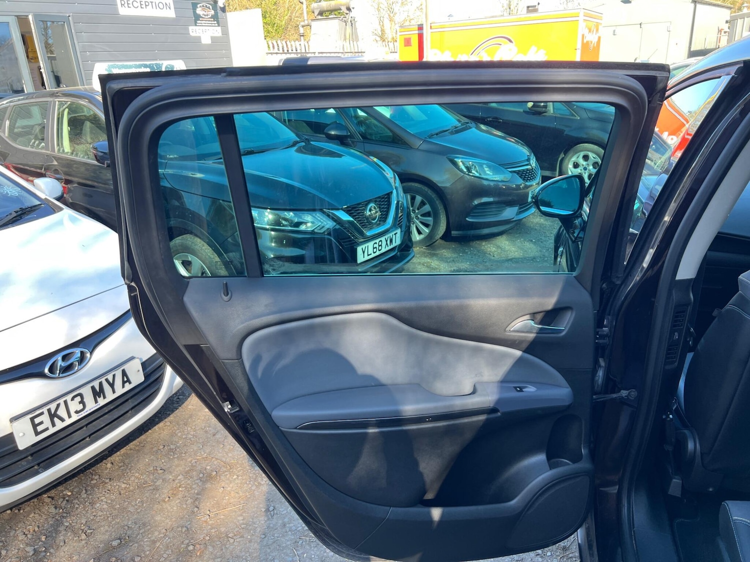 Used Vauxhall Zafira 2014 for sale - 77957492: Photo 14