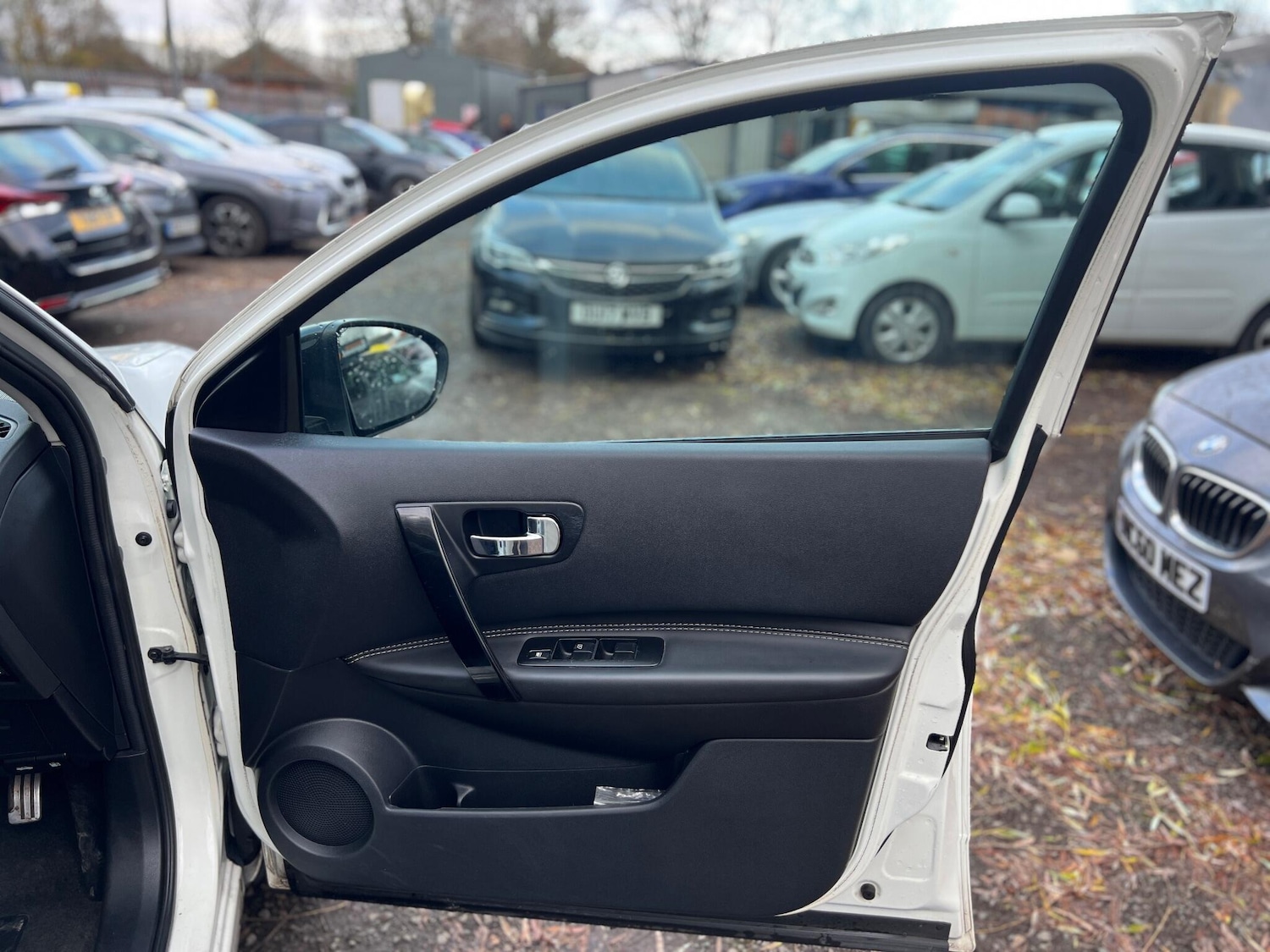 Used Nissan Qashqai 2013 for sale - 76742695: Photo 15