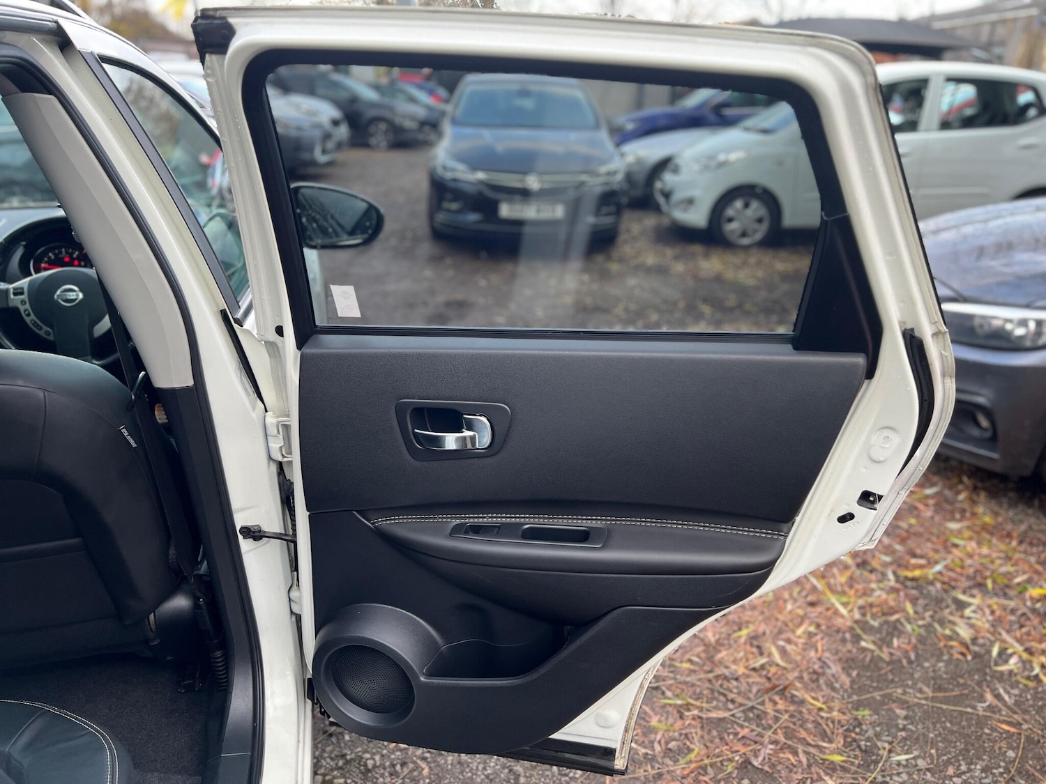 Used Nissan Qashqai 2013 for sale - 76742695: Photo 16