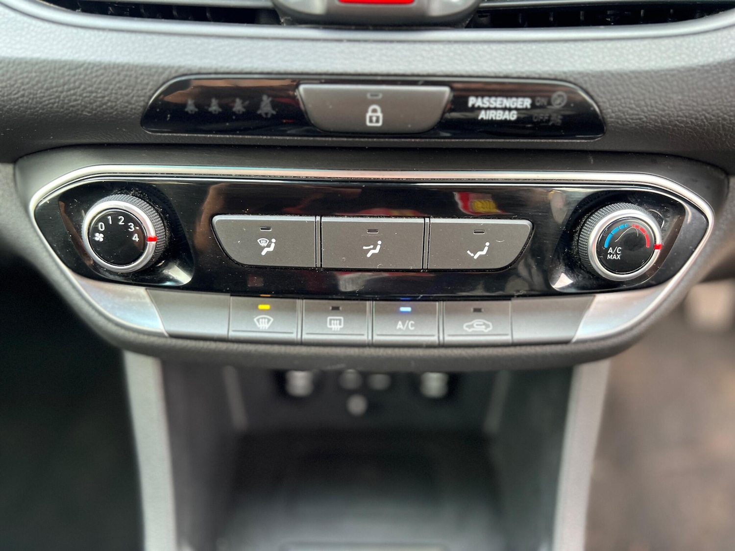 Used Hyundai i30 2018 for sale - 77057608: Photo 29