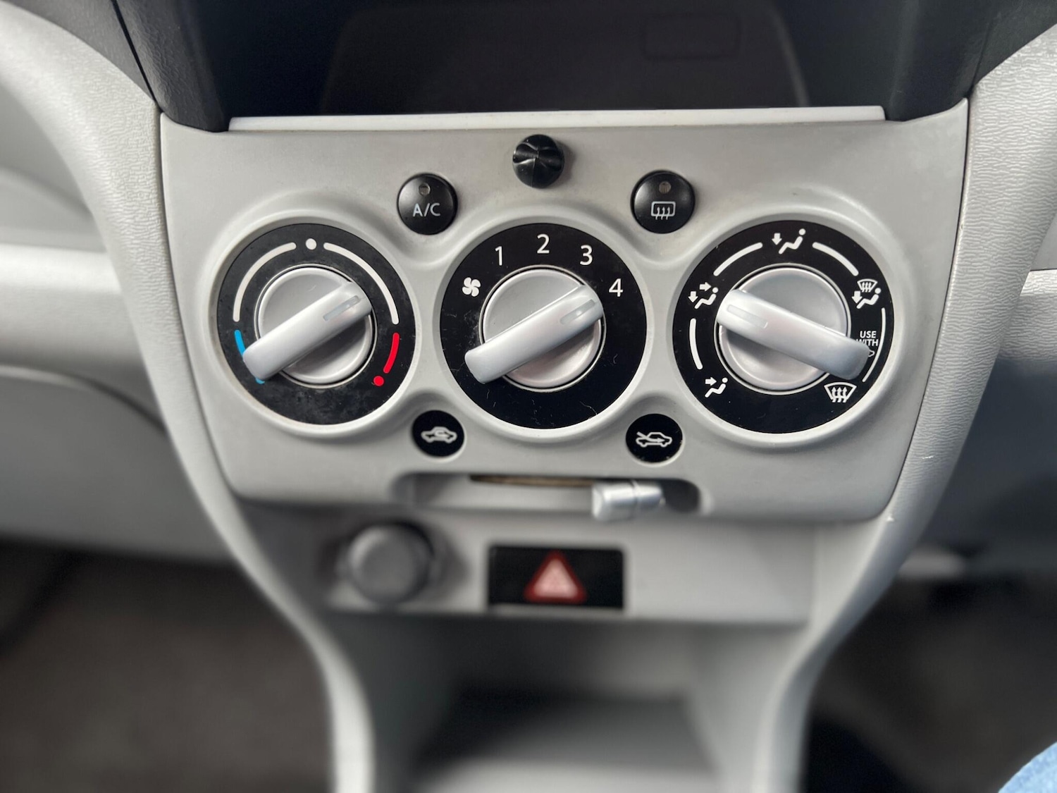 Used Suzuki Alto 2011 for sale - 77166665: Photo 24