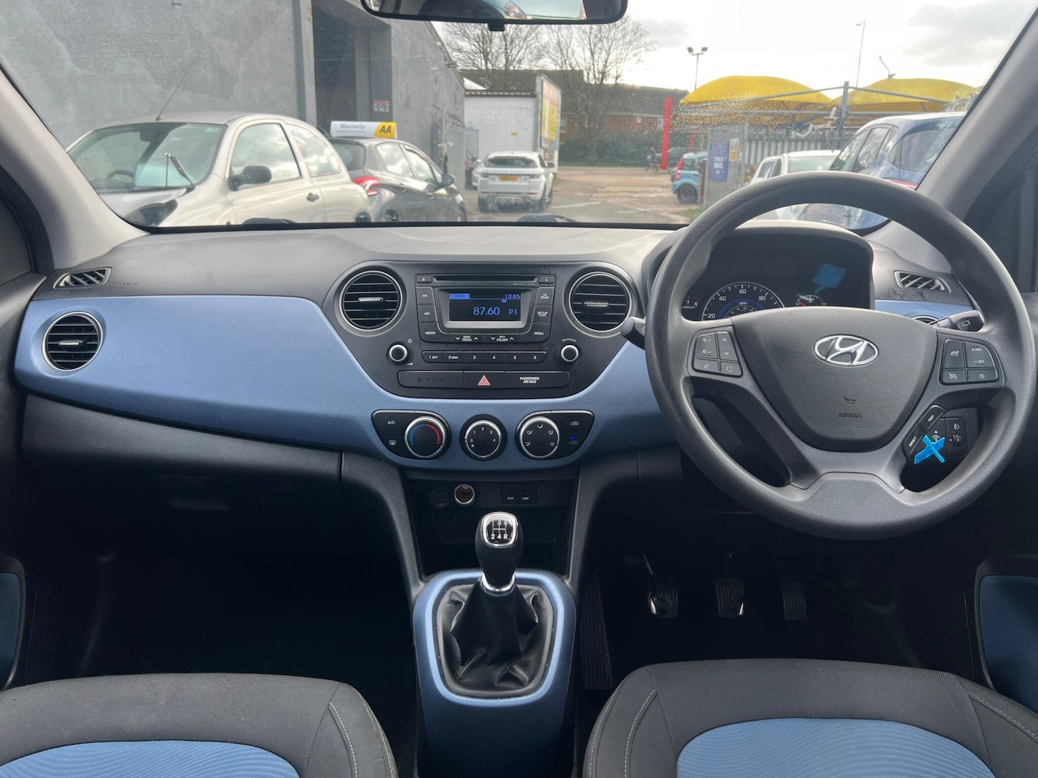 Used Hyundai i10 2015 for sale - 77524078: Photo 25