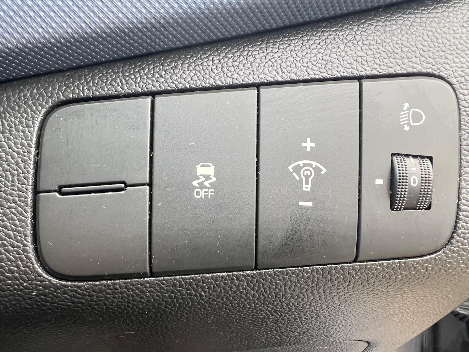 Used Hyundai i10 2015 for sale - 77524078: Photo 29