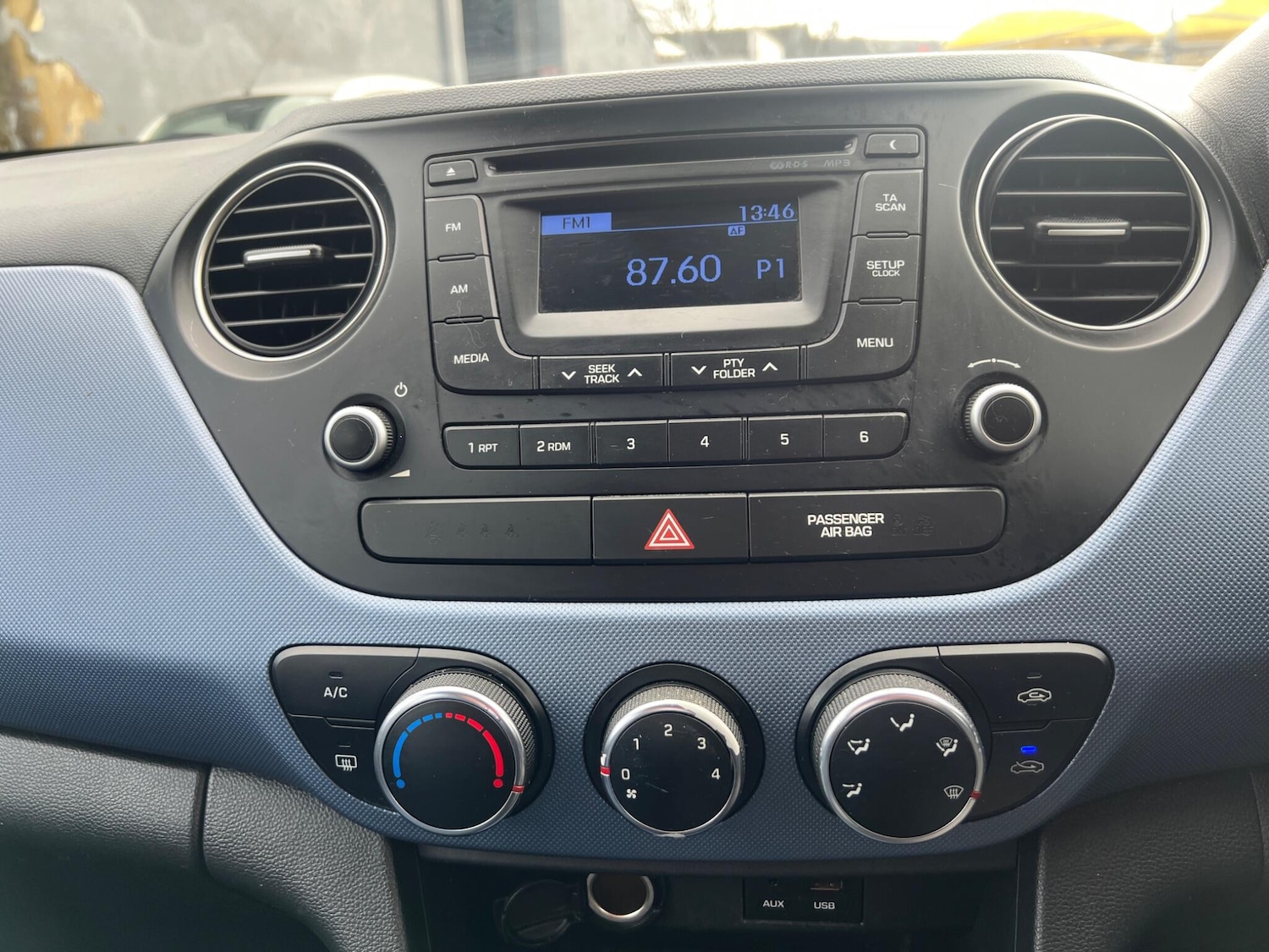 Used Hyundai i10 2015 for sale - 77524078: Photo 31