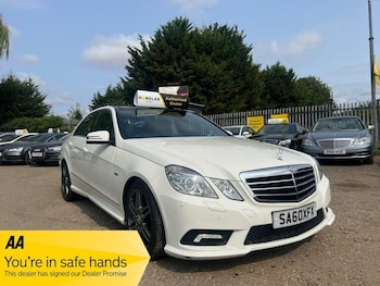 Used Mercedes-Benz E Class 2010 for sale - 79279920: Photo