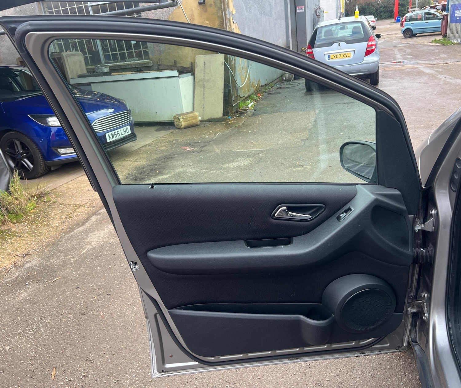 Used Mercedes-Benz A-Class 2007 for sale - 76952877: Photo 15