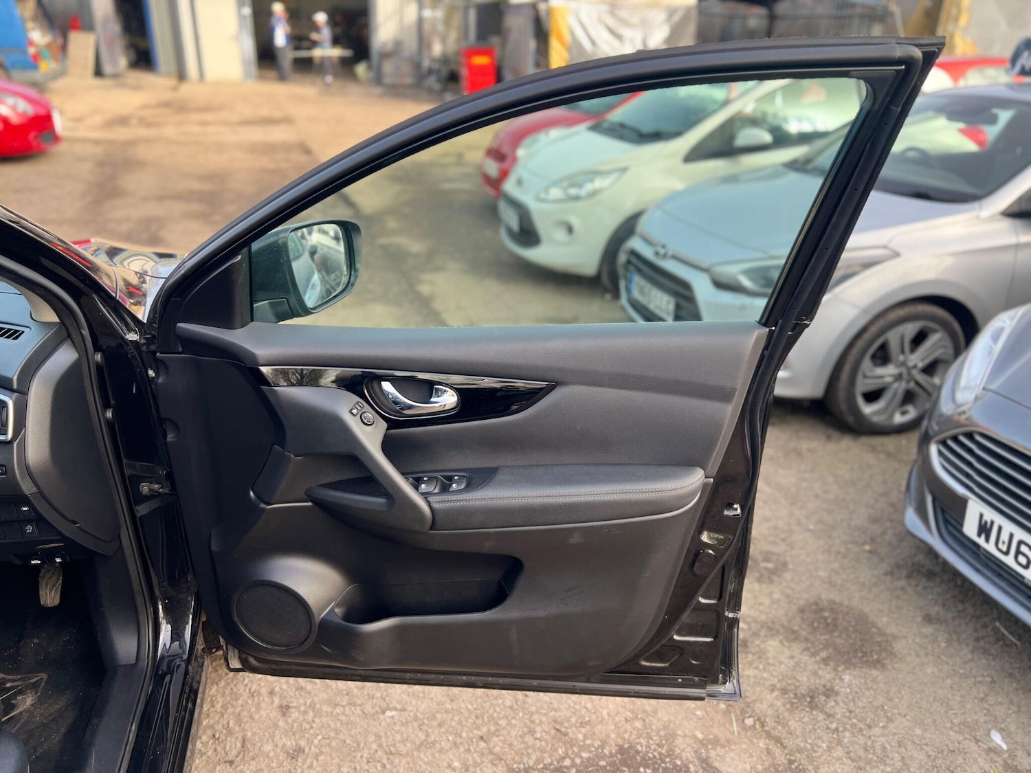 Used Nissan Qashqai for sale - 77769692: Photo 11