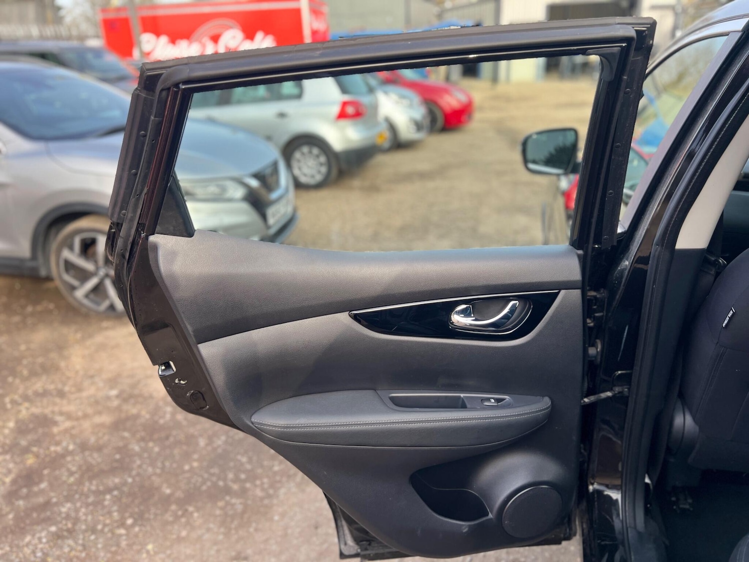 Used Nissan Qashqai for sale - 77769692: Photo 14