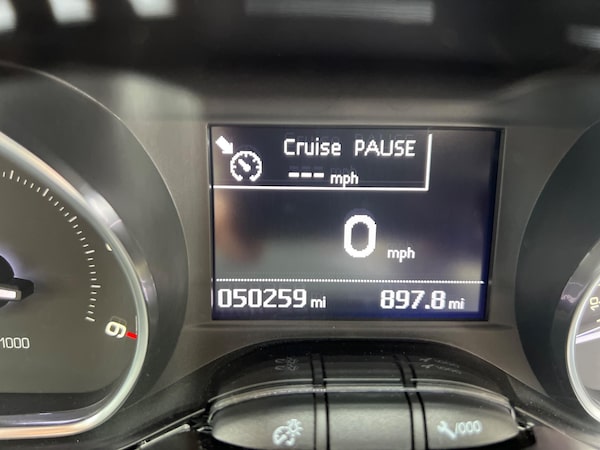 Used Peugeot 208 2016 for sale - 76151499: Photo 22