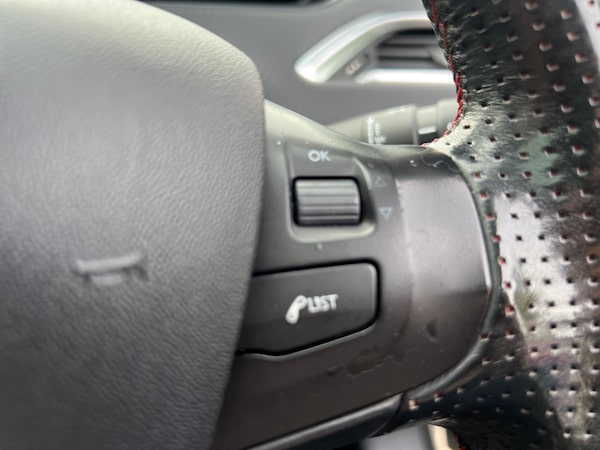 Used Peugeot 208 2016 for sale - 76151499: Photo 26