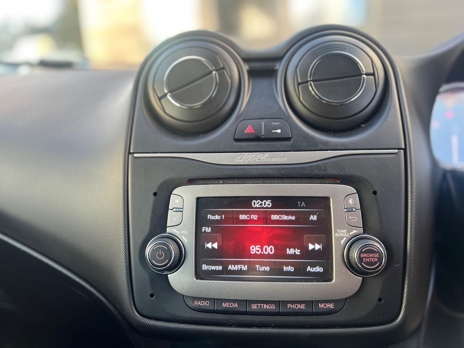 Used Alfa Romeo MiTo for sale - 77015439: Photo 24