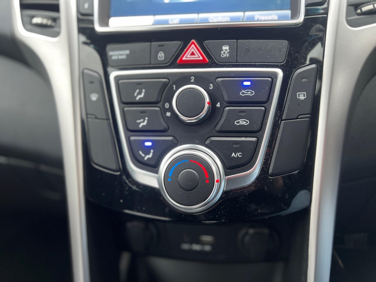 Used Hyundai i30 2016 for sale - 77305609: Photo 32