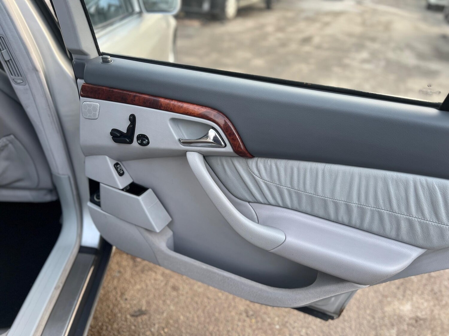 Used Mercedes-Benz S Class for sale - 77496783: Photo 24