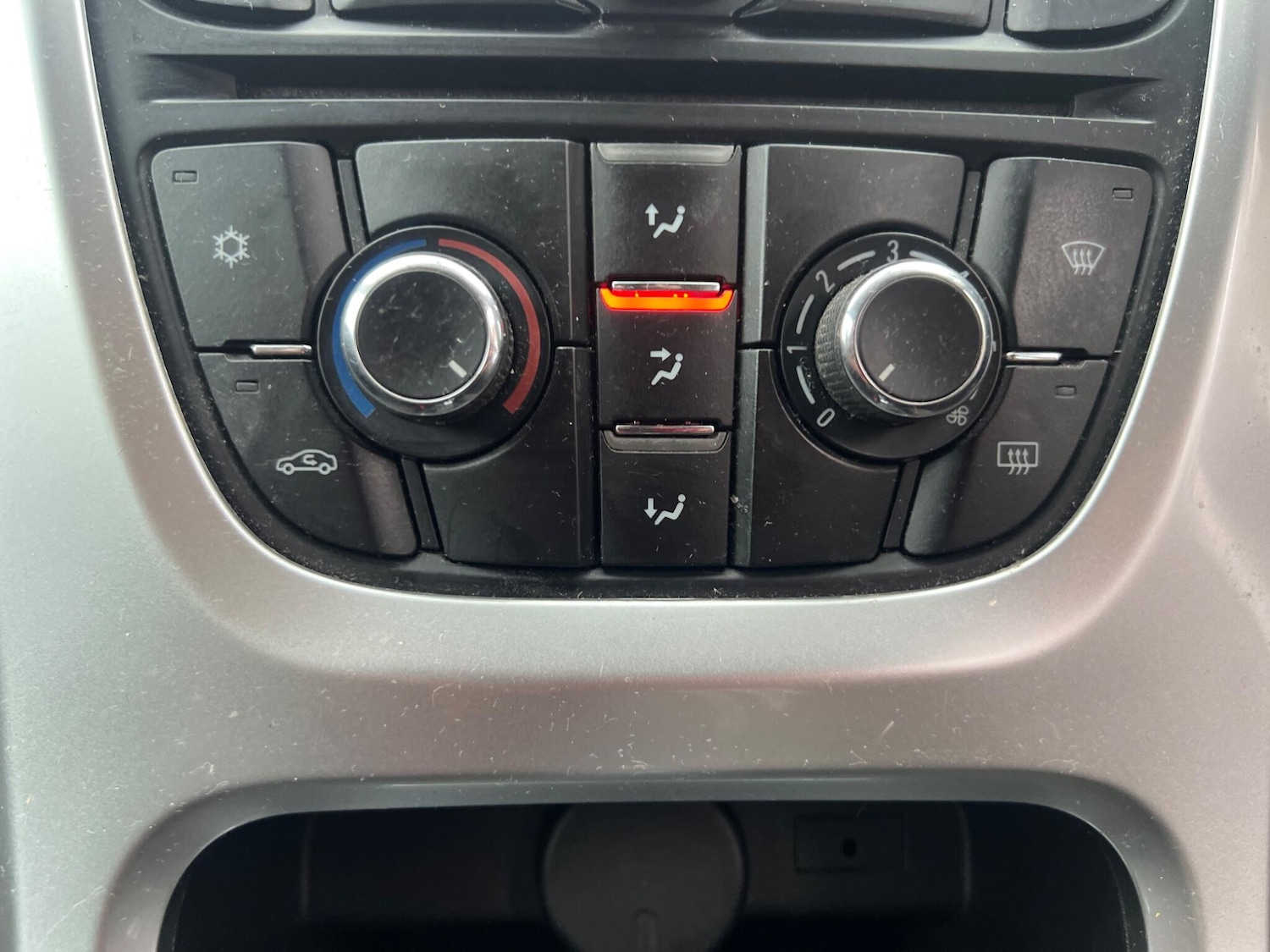 Used Vauxhall Astra for sale - 77709815: Photo 21