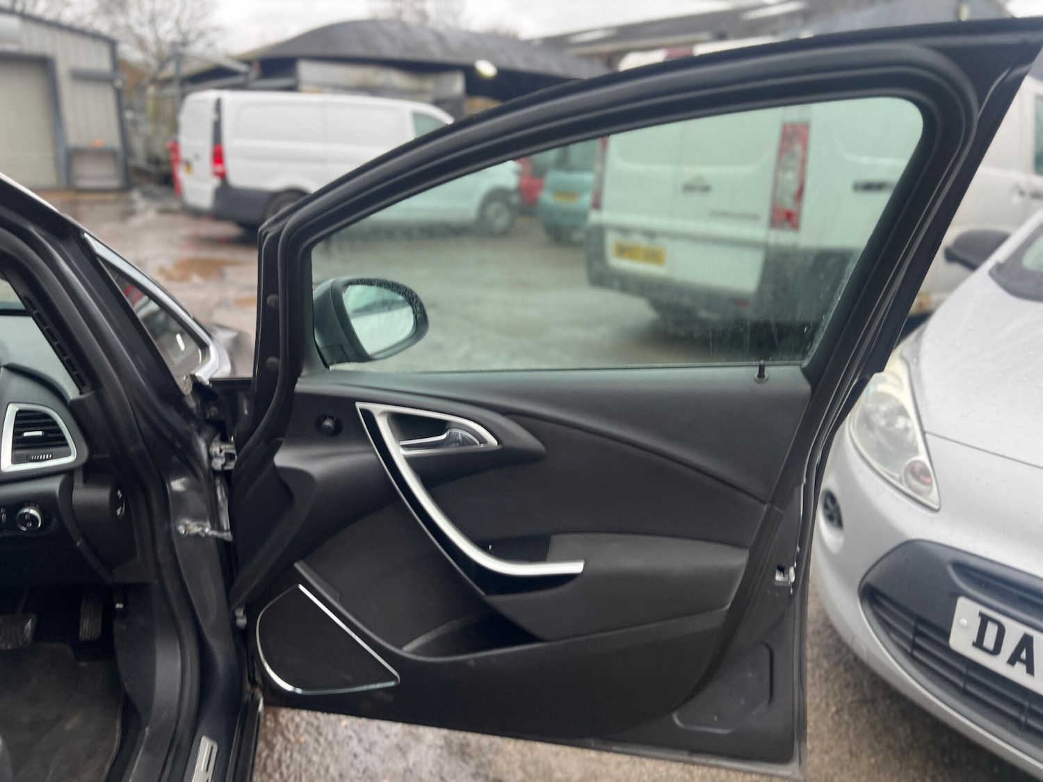 Used Vauxhall Astra for sale - 77709815: Photo 9