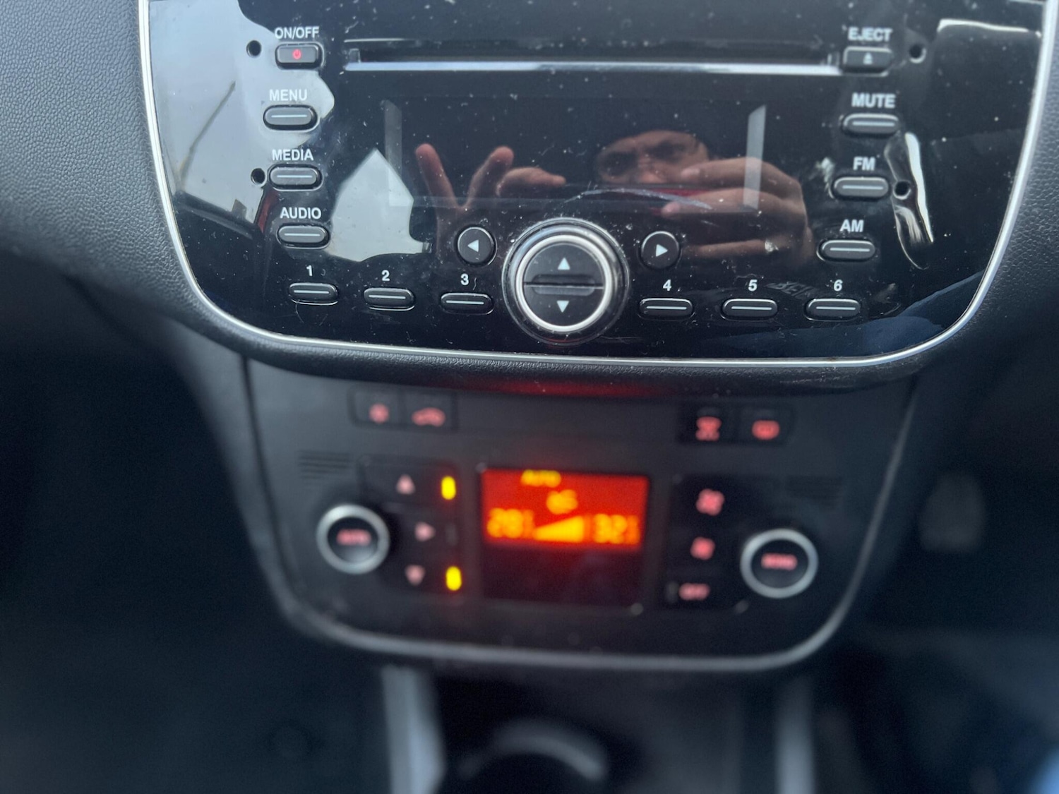 Used Fiat Punto 2013 for sale - 77156420: Photo 27