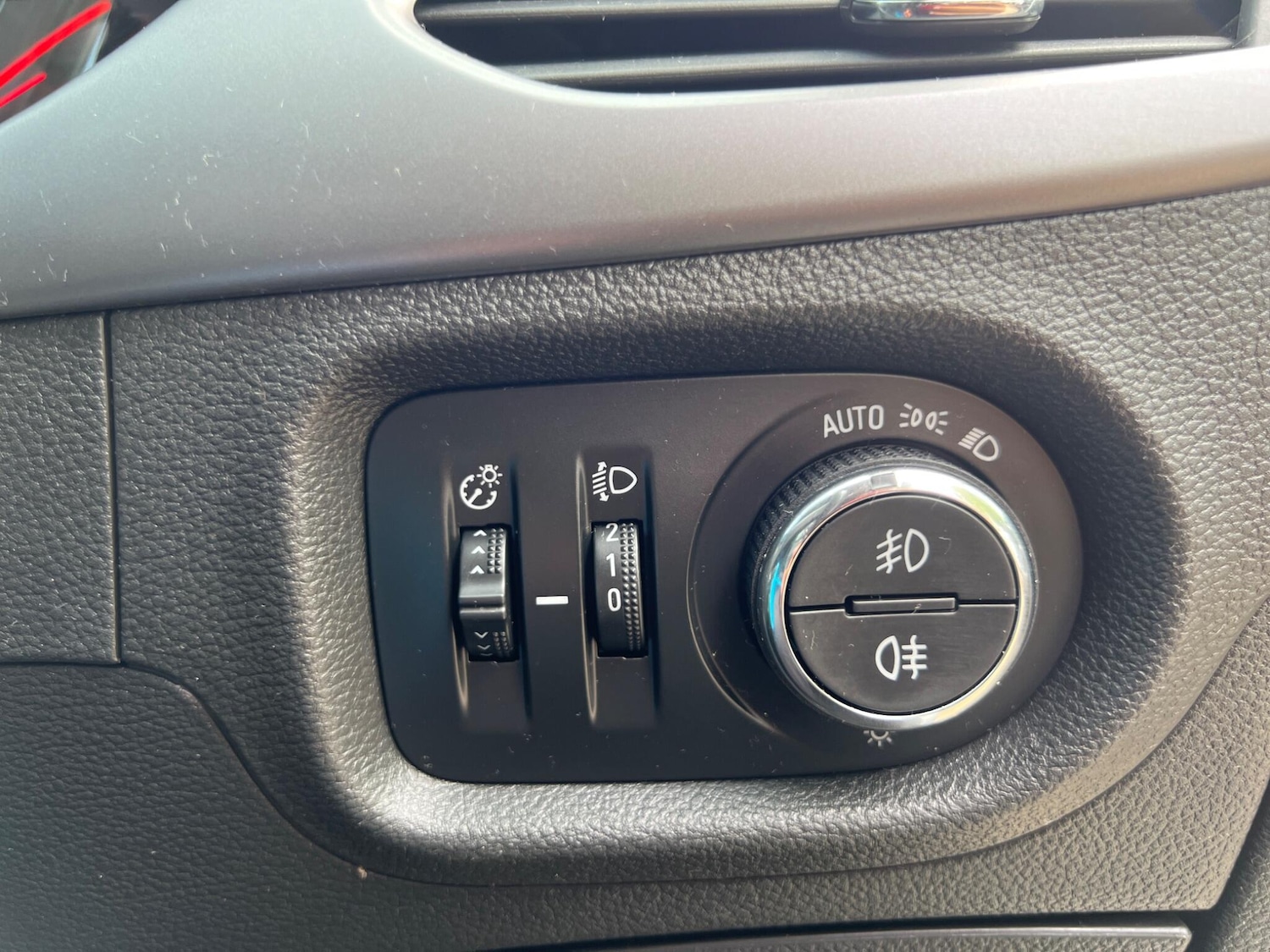 Used Vauxhall Astra 2018 for sale - 78204142: Photo 24