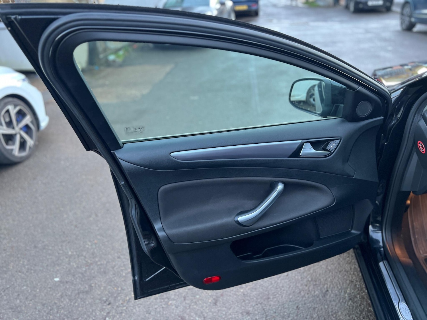 Used Ford Mondeo 2013 for sale - 76850227: Photo 17