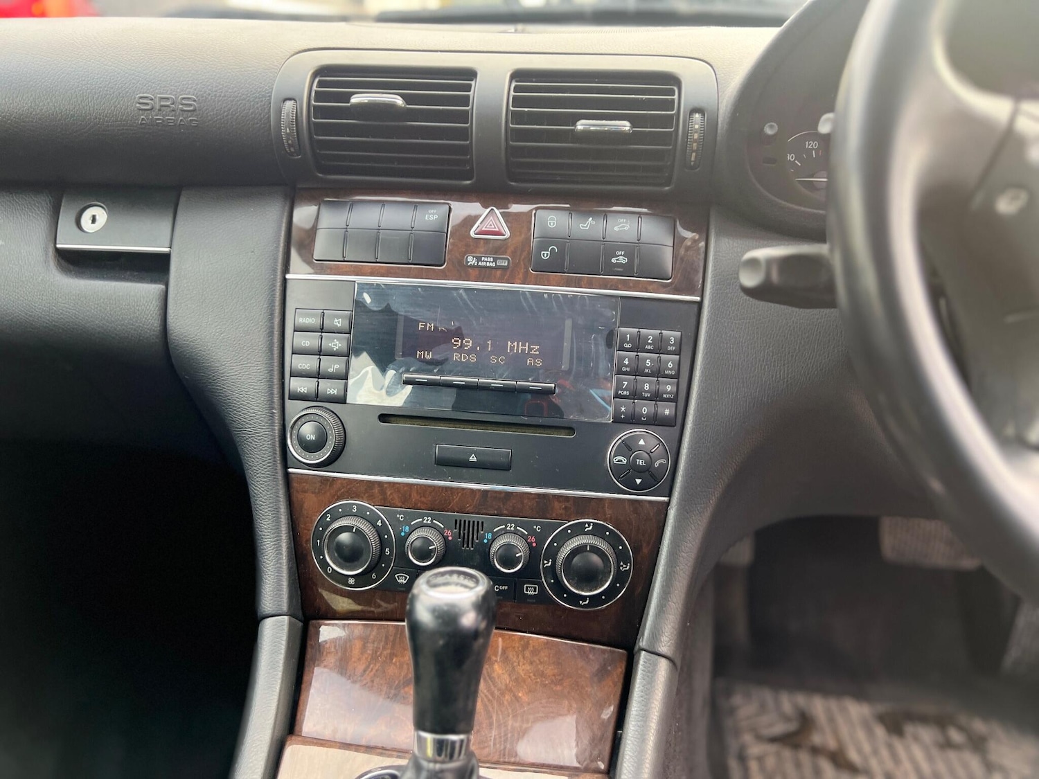 Used Mercedes-Benz C Class 2005 for sale - 76925926: Photo 27