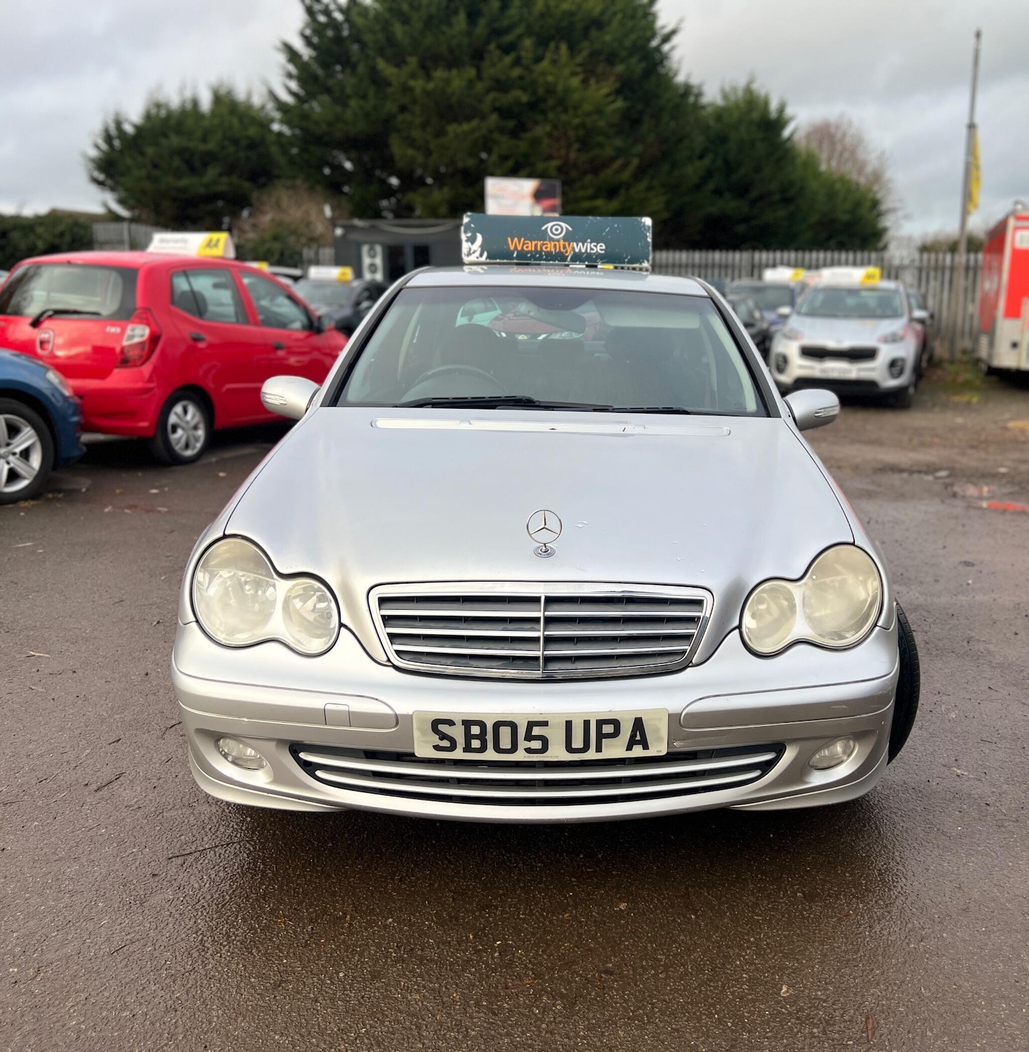 Used Mercedes-Benz C Class 2005 for sale - 76925926: Photo 7