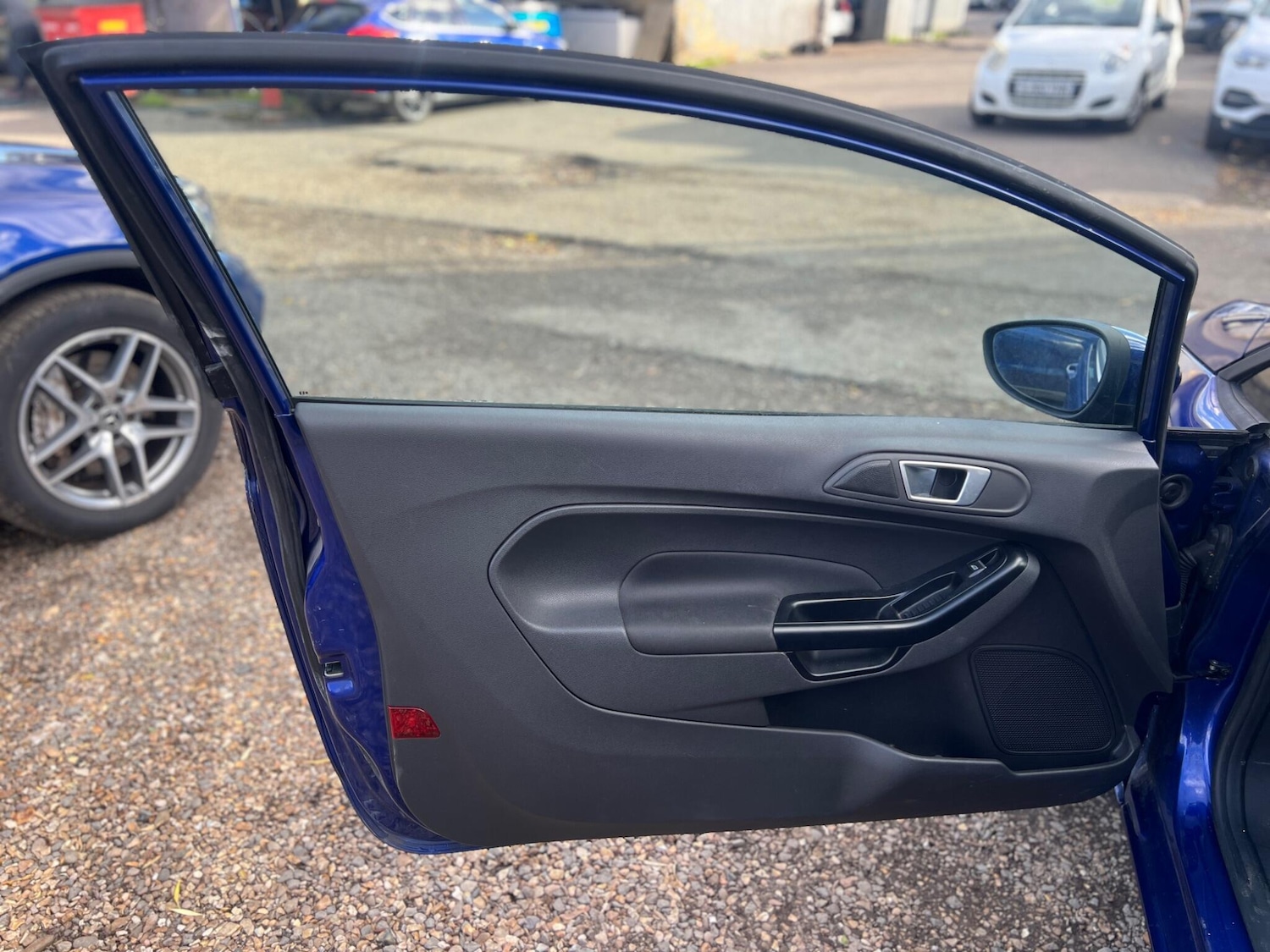 Used Ford Fiesta 2015 for sale - 76388427: Photo 17