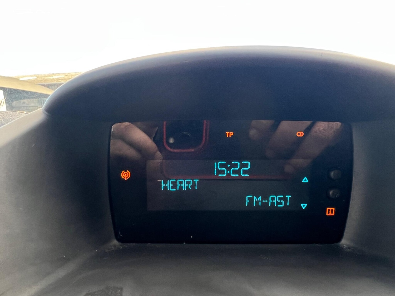 Used Ford Fiesta 2015 for sale - 76388427: Photo 25