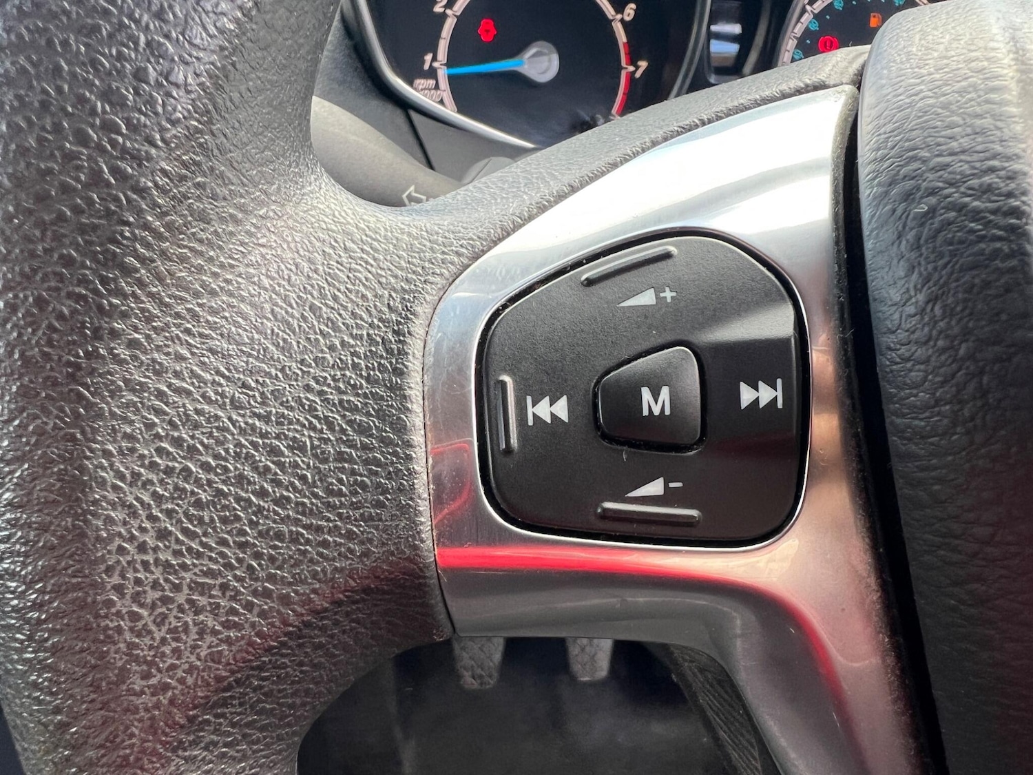 Used Ford Fiesta 2015 for sale - 76388427: Photo 30