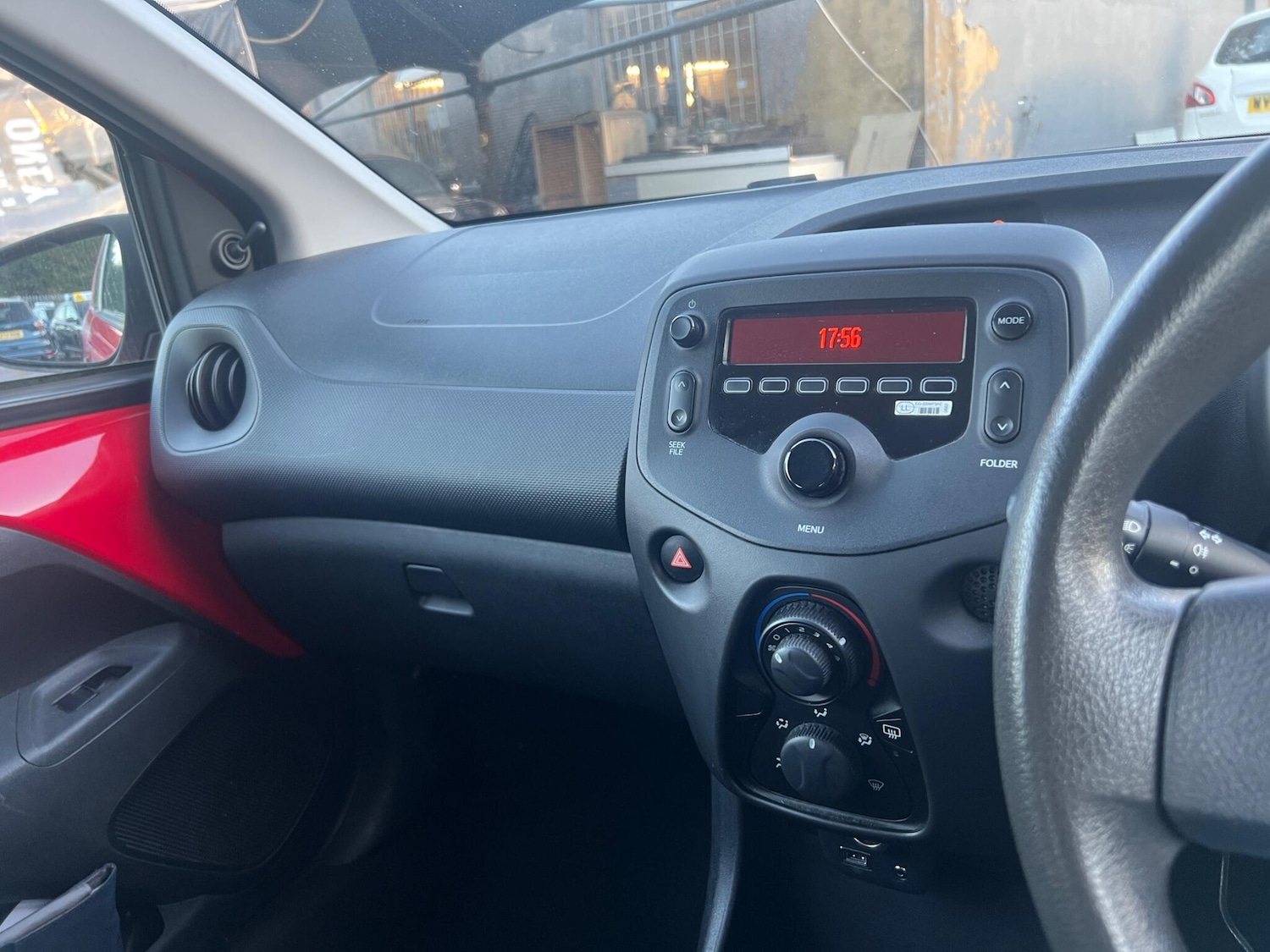 Used Peugeot 108 2016 for sale - 76189691: Photo 19