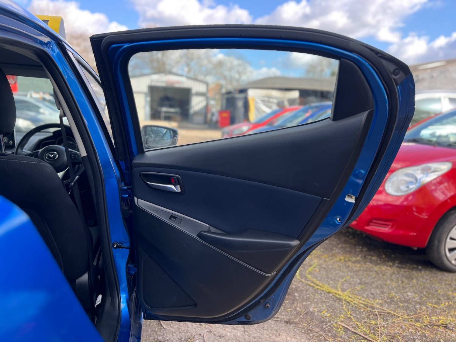 Used Mazda Mazda2 2016 for sale - 77898491: Photo 16