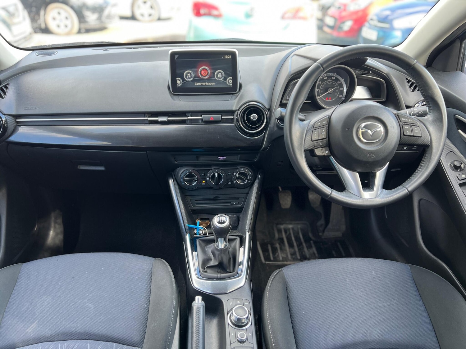 Used Mazda Mazda2 2016 for sale - 77898491: Photo 24