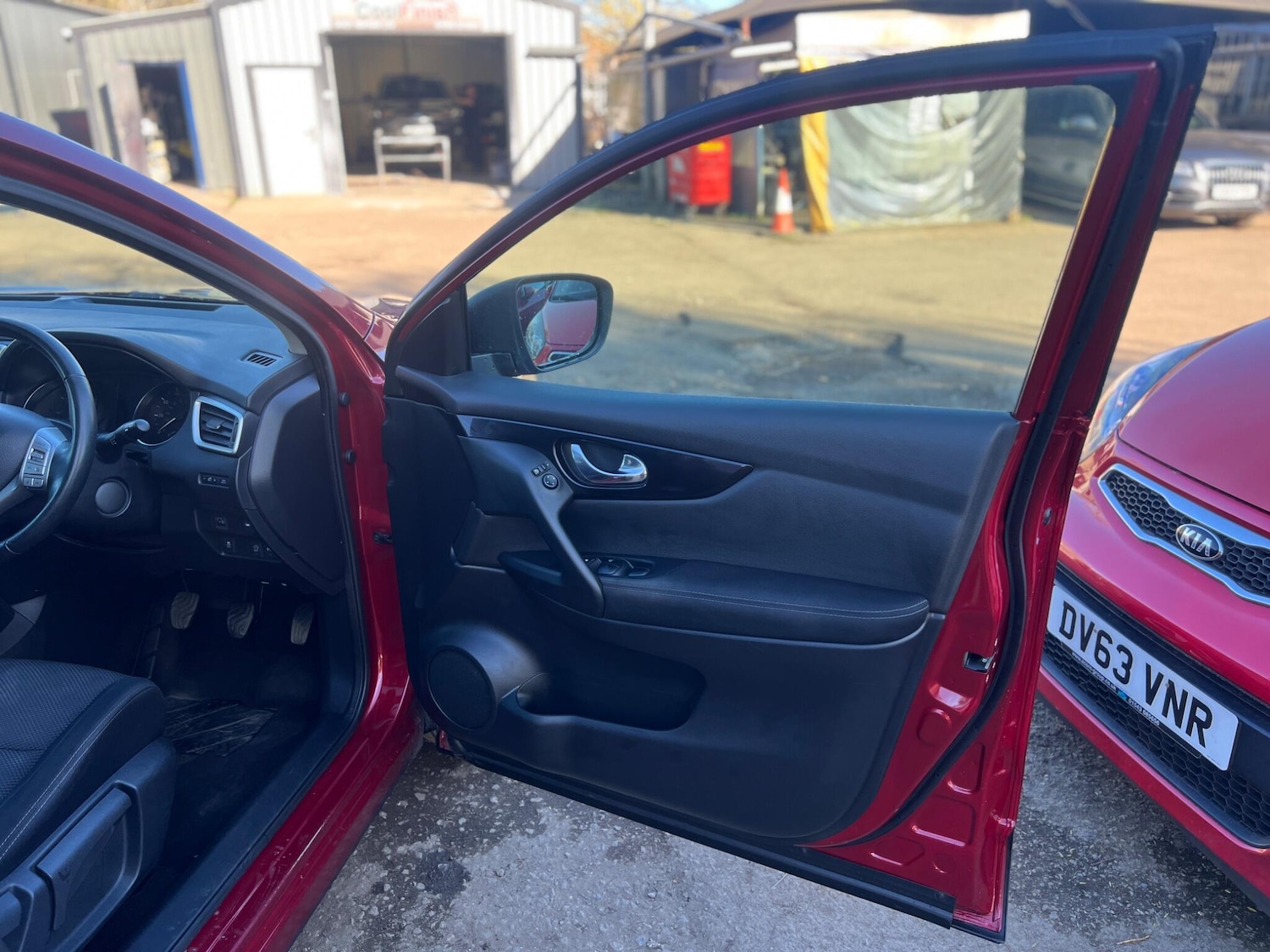 Used Nissan Qashqai for sale - 77977669: Photo 19