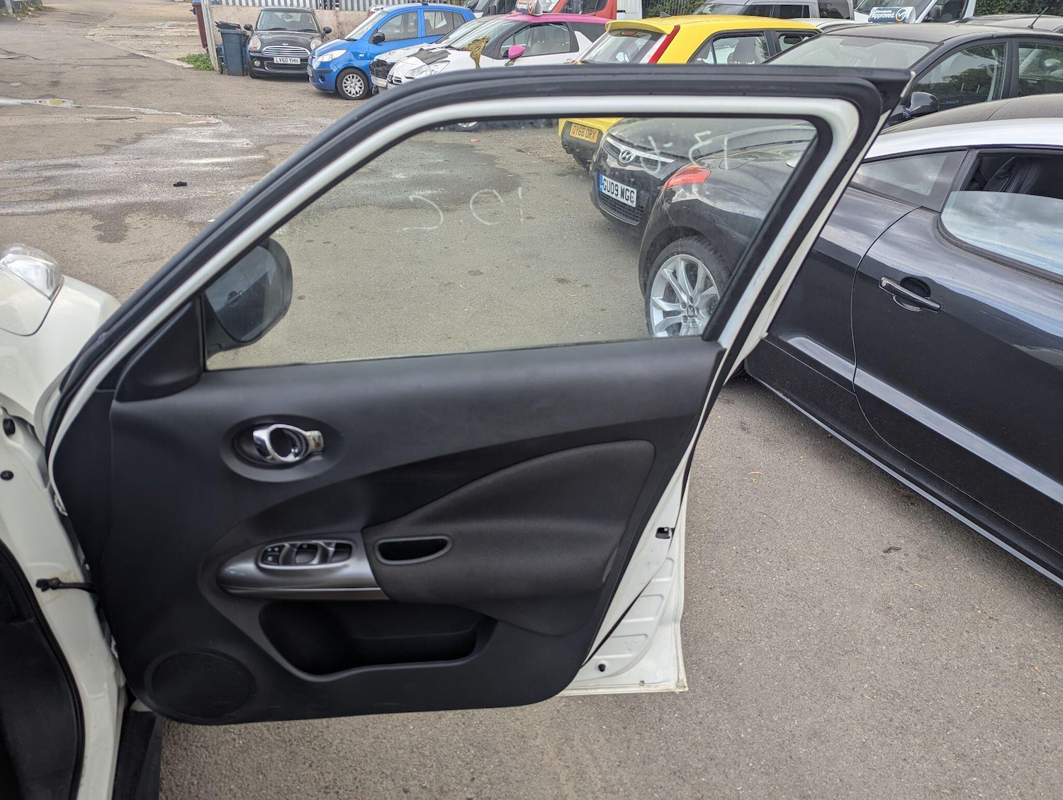 Used Nissan Juke 2012 for sale - 76179437: Photo 17