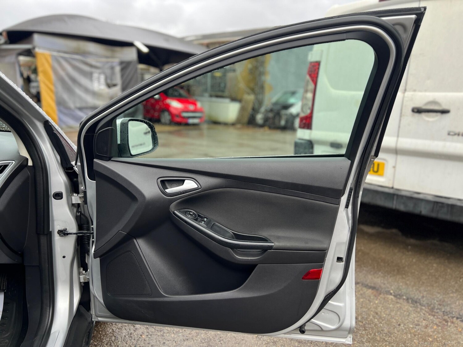 Used Ford Focus 2012 for sale - 77574163: Photo 13