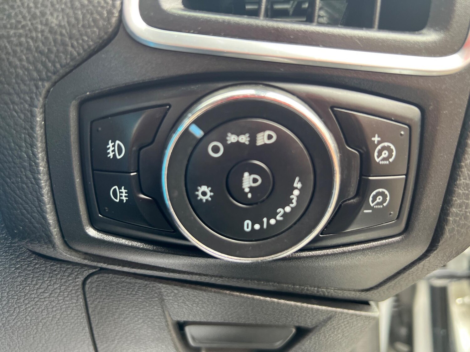 Used Ford Focus 2012 for sale - 77574163: Photo 21