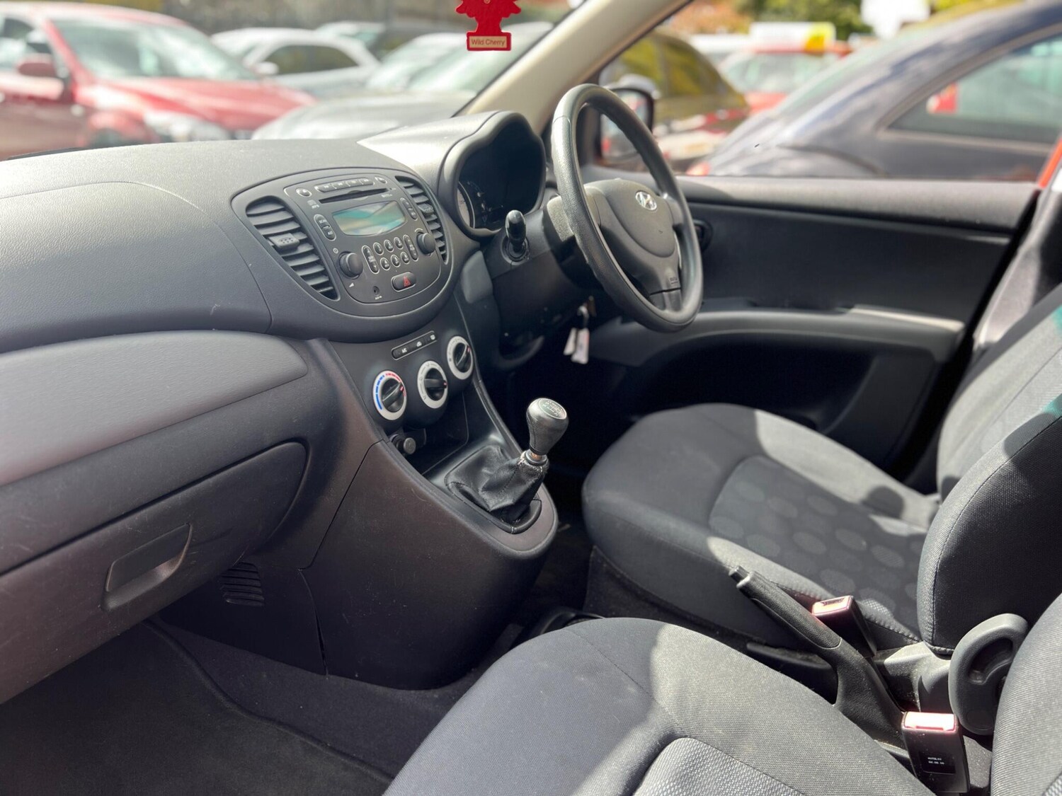 Used Hyundai i10 2010 for sale - 78058186: Photo 16