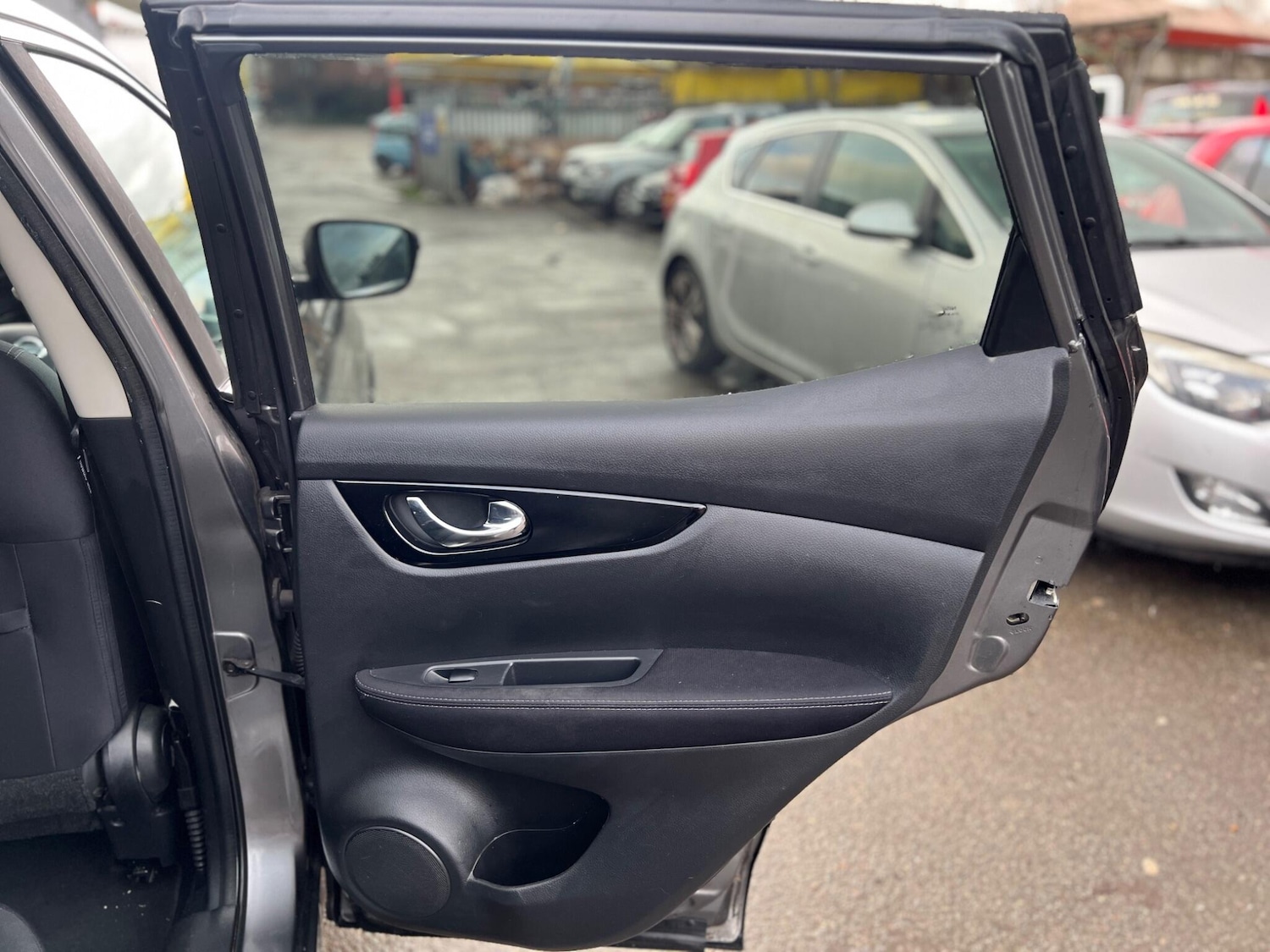 Used Nissan Qashqai 2014 for sale - 77306265: Photo 18