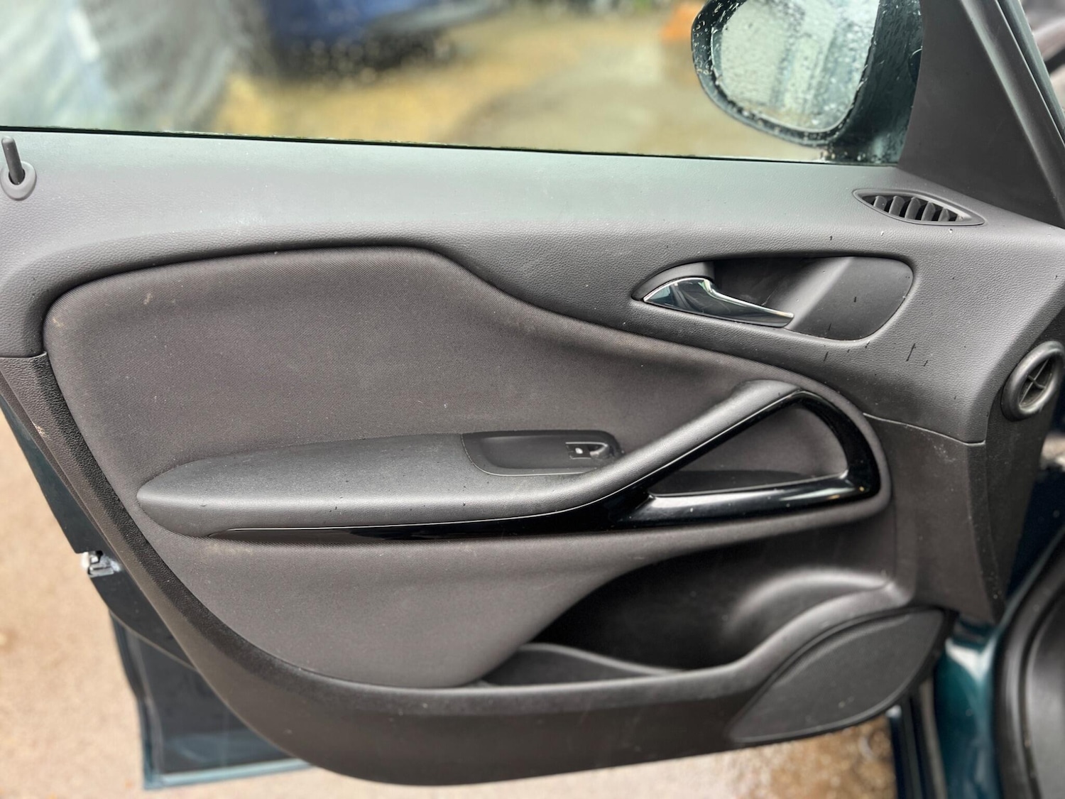 Used Vauxhall Zafira 2016 for sale - 77279036: Photo 17