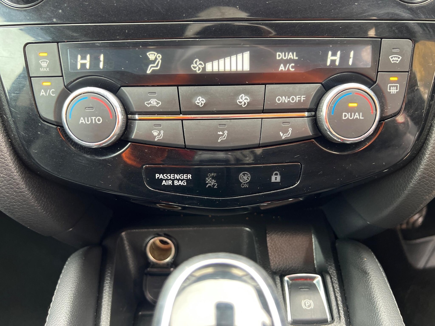 Used Nissan Qashqai 2017 for sale - 77633746: Photo 26