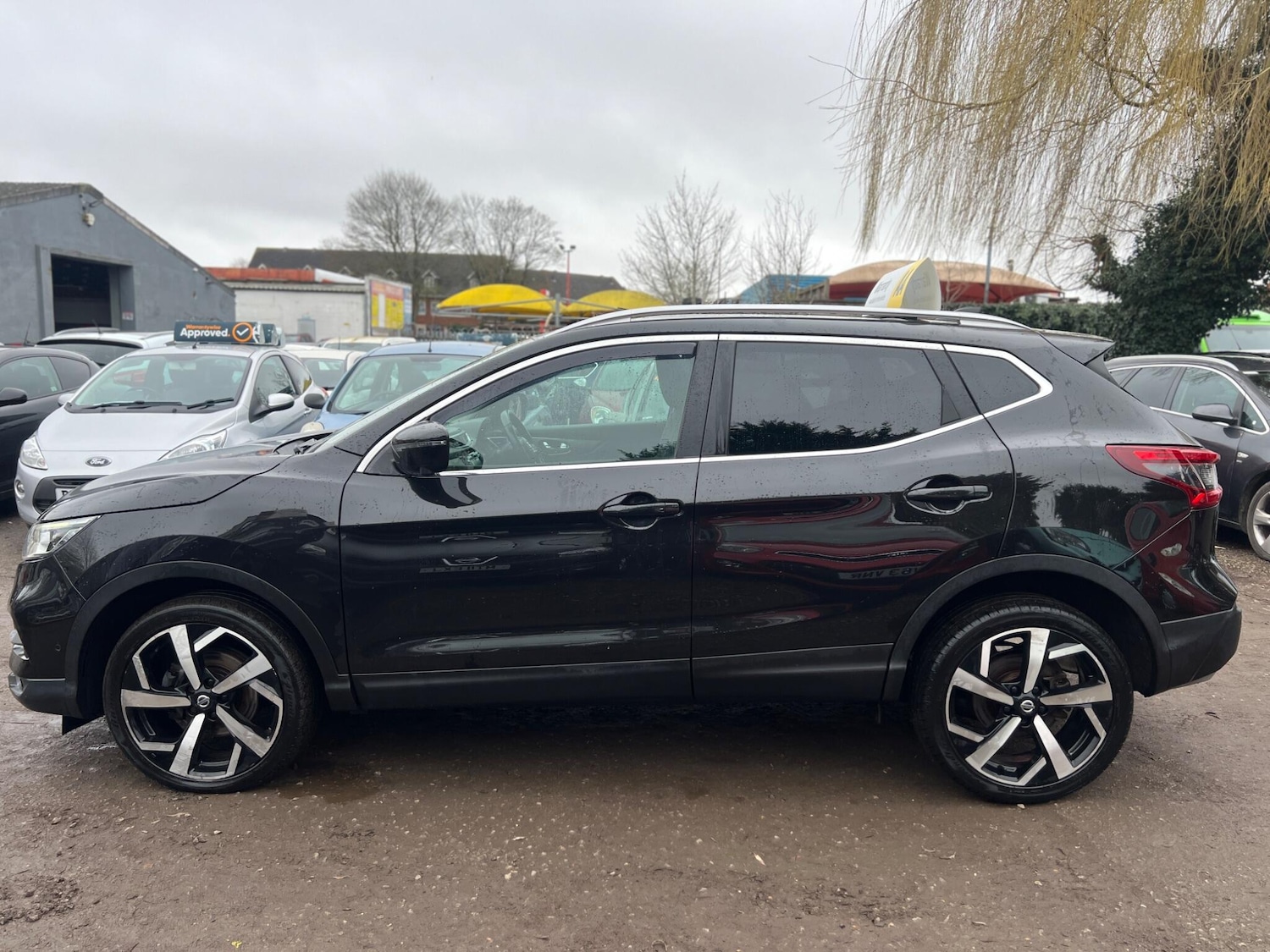 Used Nissan Qashqai 2017 for sale - 77633746: Photo 8