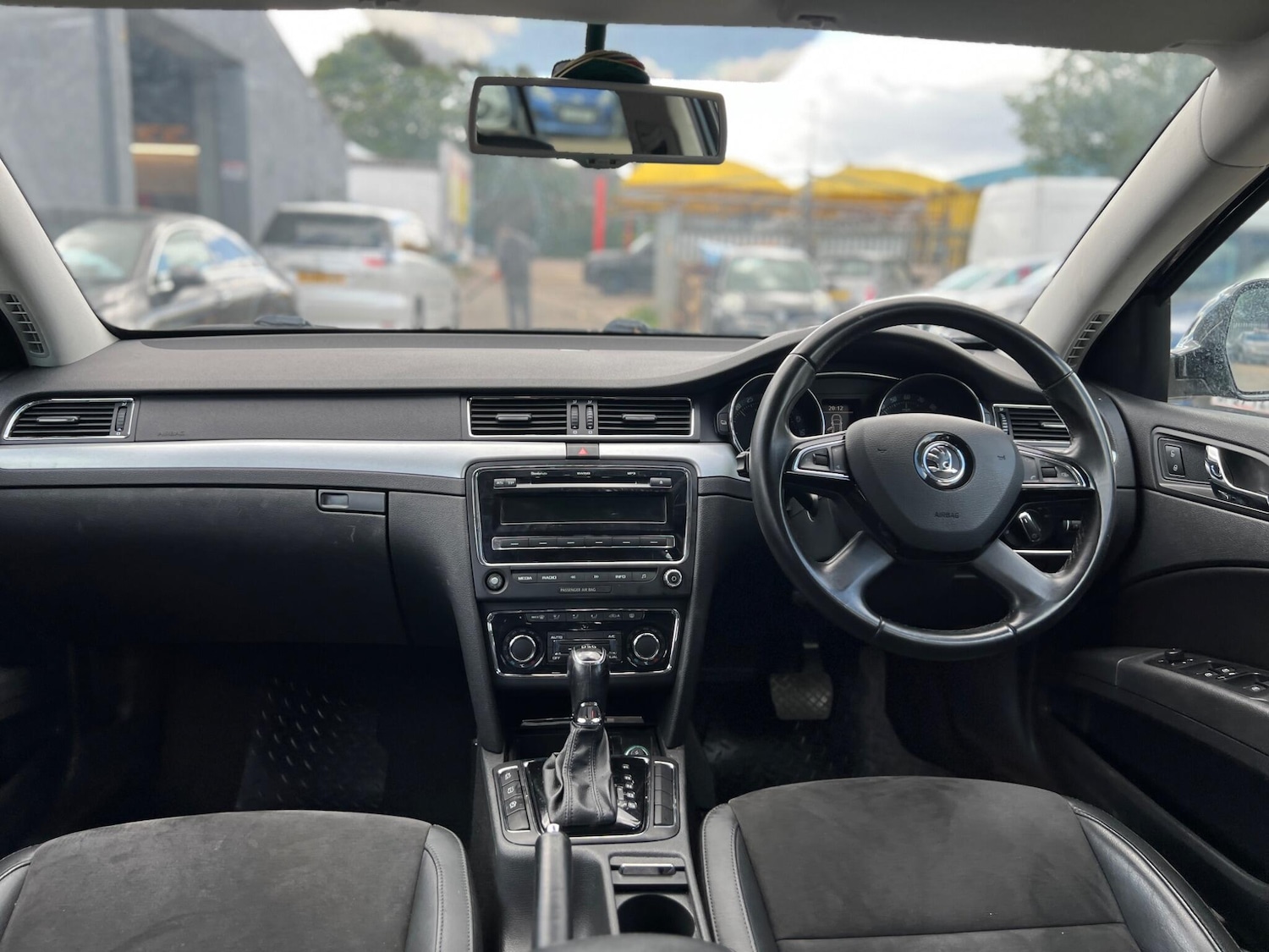 Used Skoda Superb 2015 for sale - 76987613: Photo 19