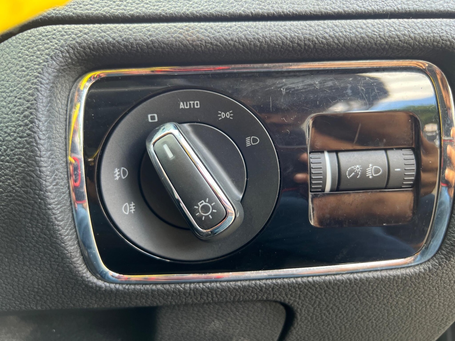 Used Skoda Superb 2015 for sale - 76987613: Photo 25