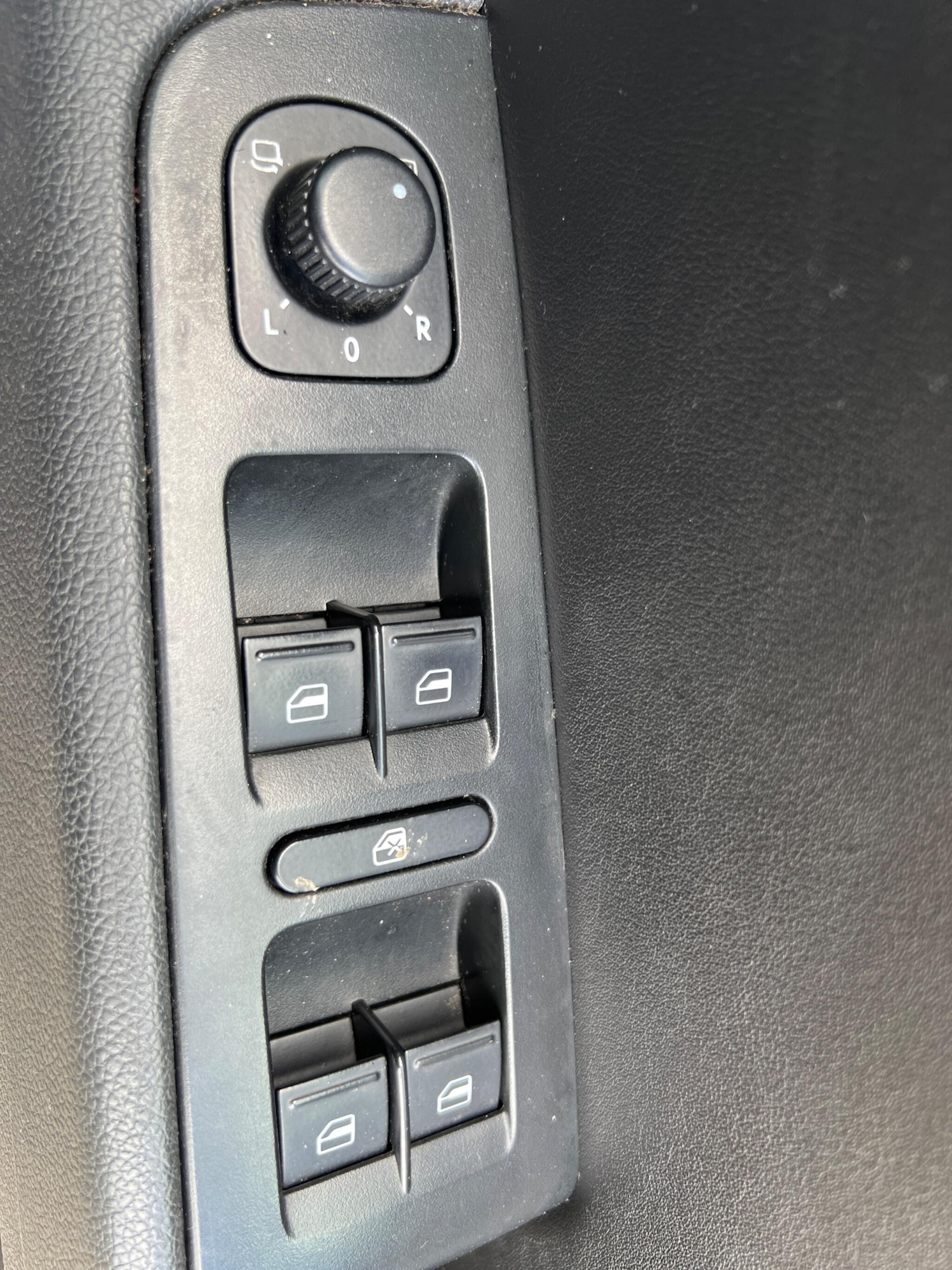 Used Skoda Superb 2015 for sale - 76987613: Photo 26