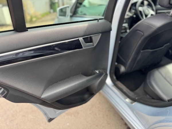 Used Mercedes-Benz C Class 2013 for sale - 75463817: Photo 17