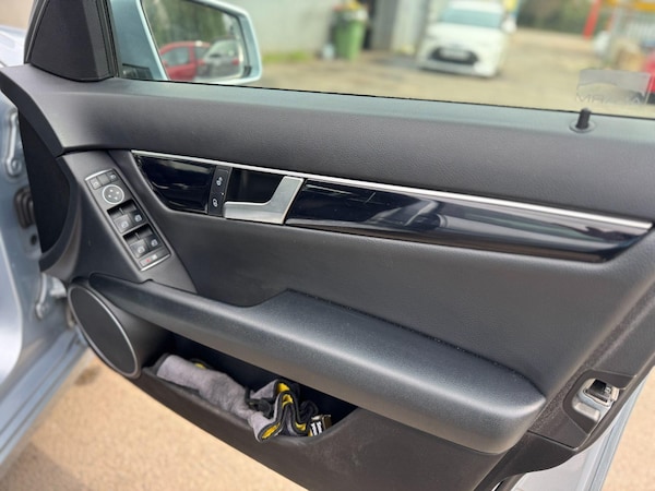 Used Mercedes-Benz C Class 2013 for sale - 75463817: Photo 23