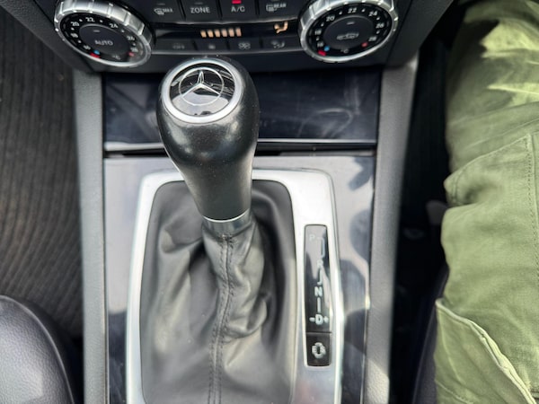 Used Mercedes-Benz C Class 2013 for sale - 75463817: Photo 31