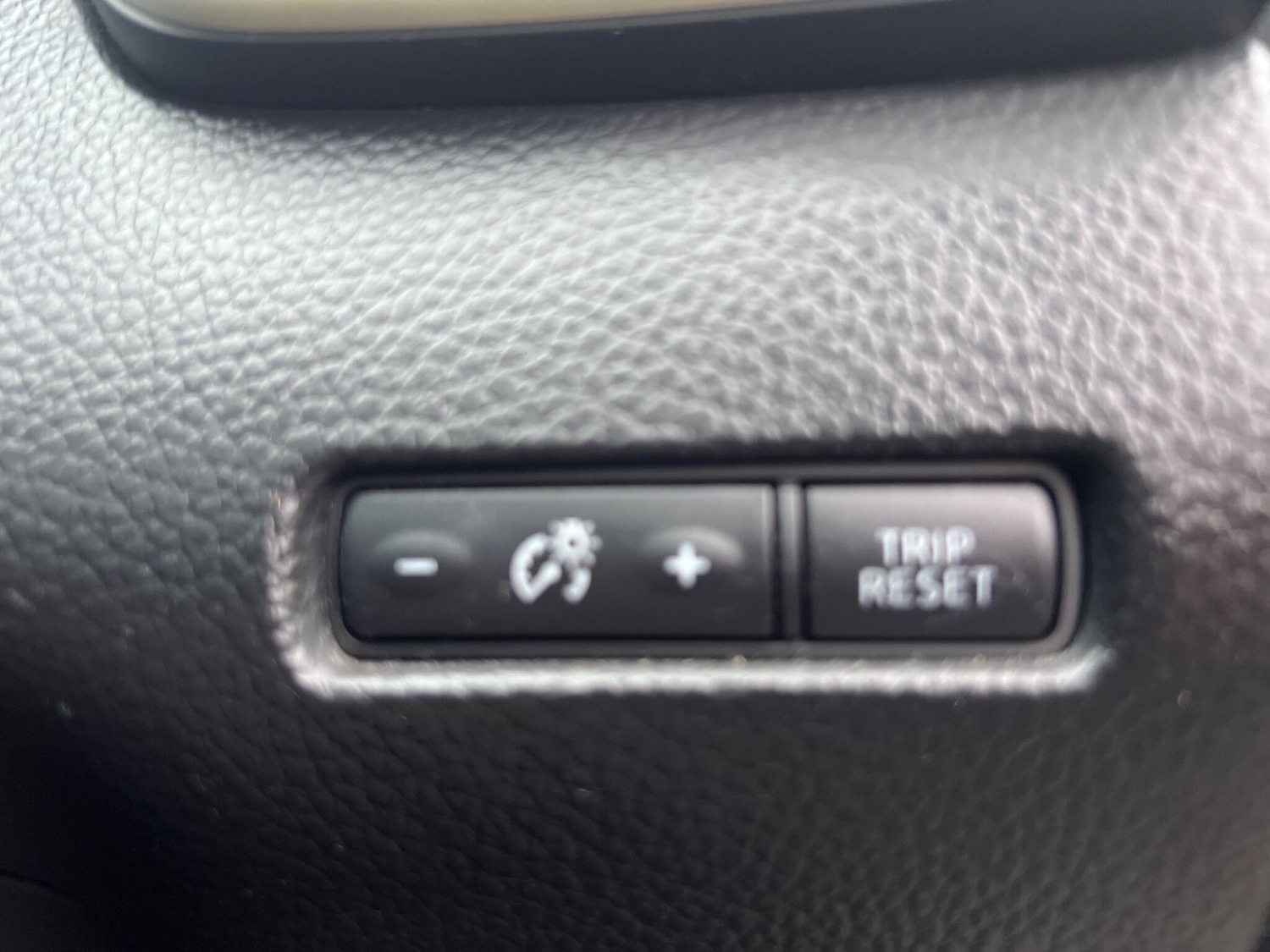 Used Nissan Qashqai for sale - 77279507: Photo 32